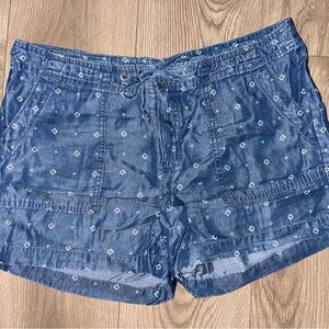 GAP Blue Shorts Relaxed Fit